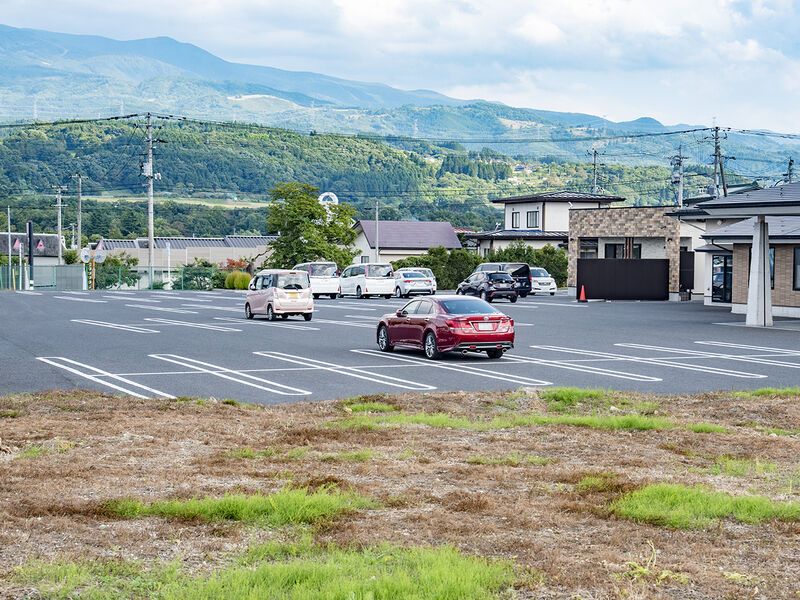 やすらぎホールみはらし 駐車場