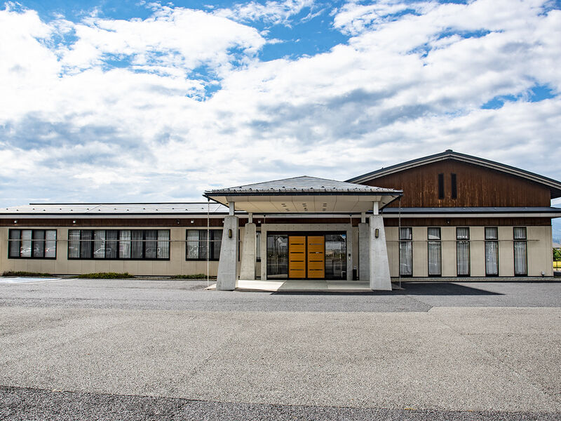 やすらぎ東根村山ホール 外観1