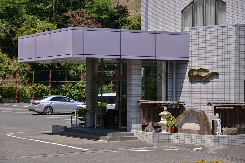 葬祭ホール　堀坂會館 外観３