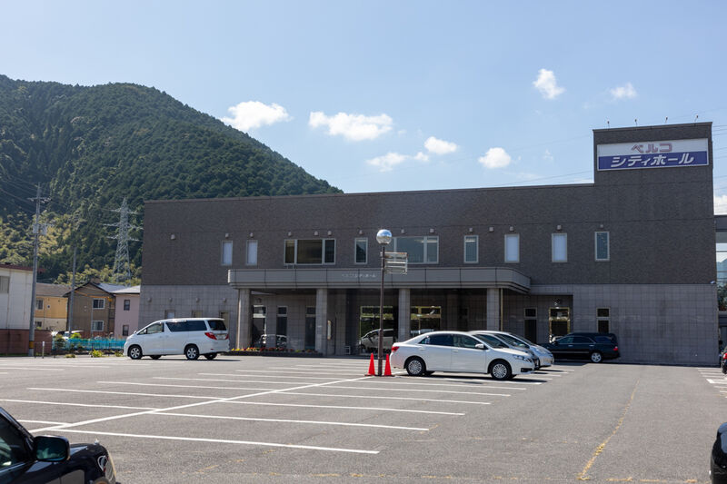 シティホール岩国 外観 (1)