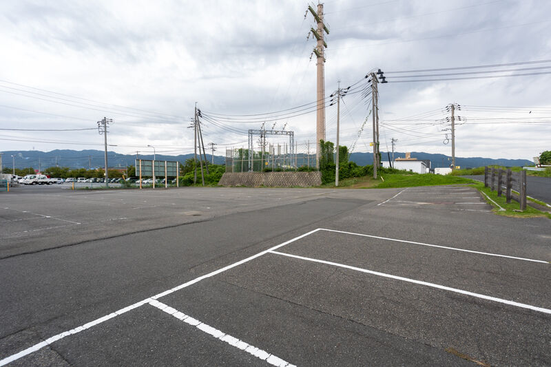 やすらぎホール光 本館 駐車場 (2)