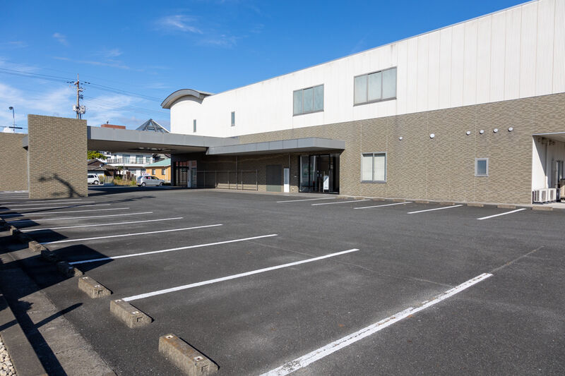 小野田典礼会館 駐車場 (1)