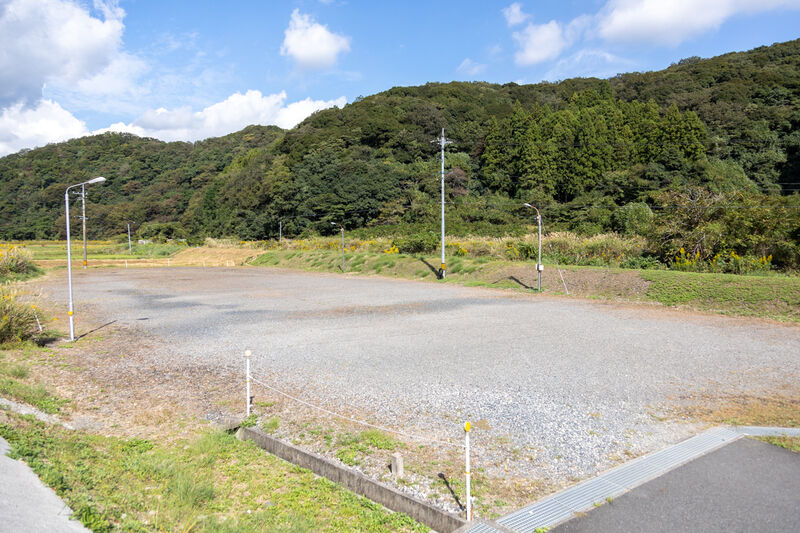 こまつ会館 駐車場 (2)
