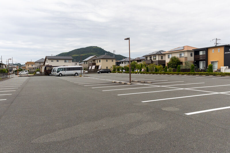 シティホール中関 駐車場