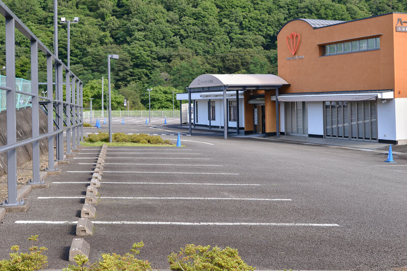 ハート・ホール都留 駐車場