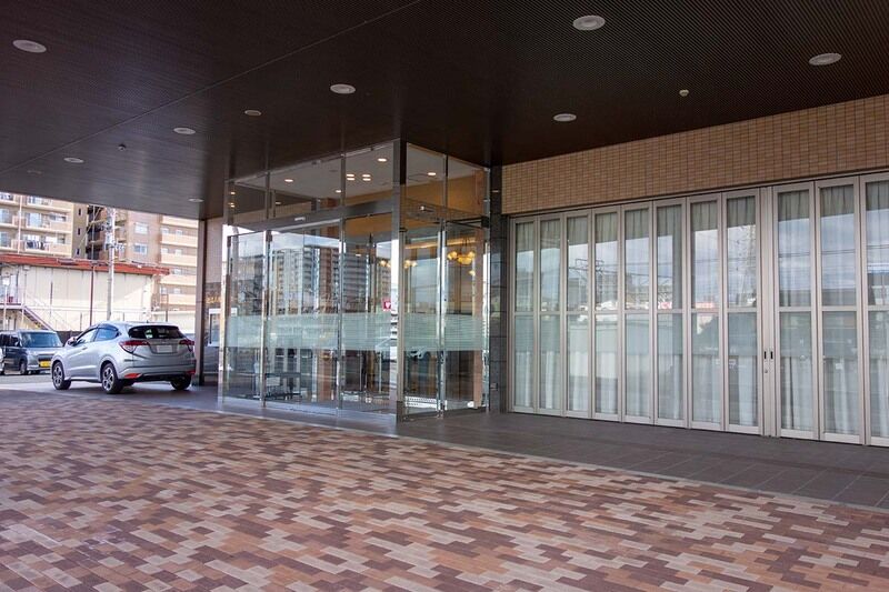 近江八幡駅前ホール 外観5