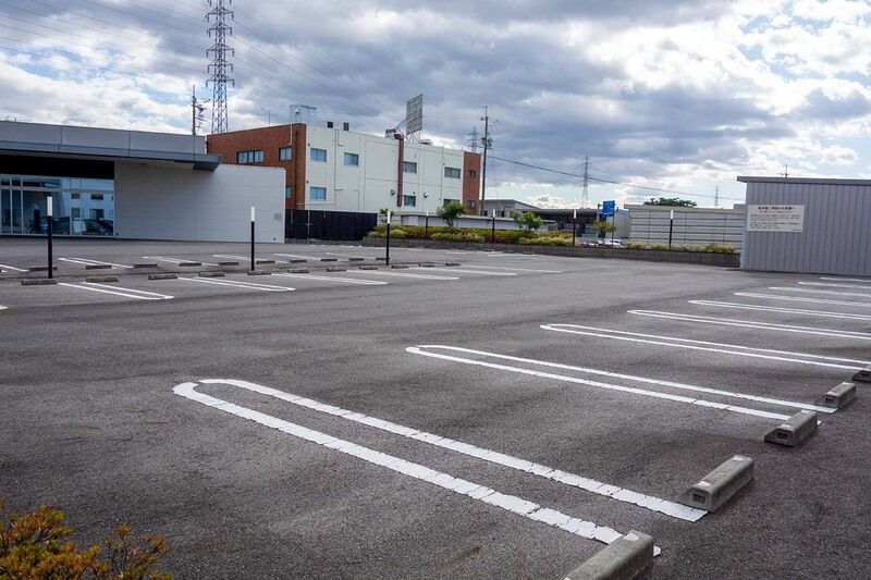 栗東典礼会館 駐車場1