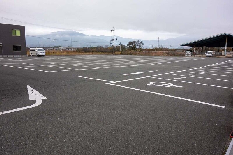 安曇川セレマホール 駐車場1