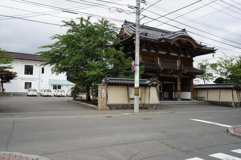 浄土真宗東本願寺派　建法山　浄恩寺 外観２