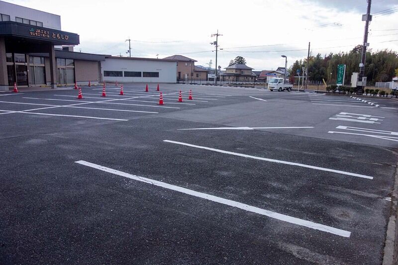 セレモニーホール ともしび 駐車場1