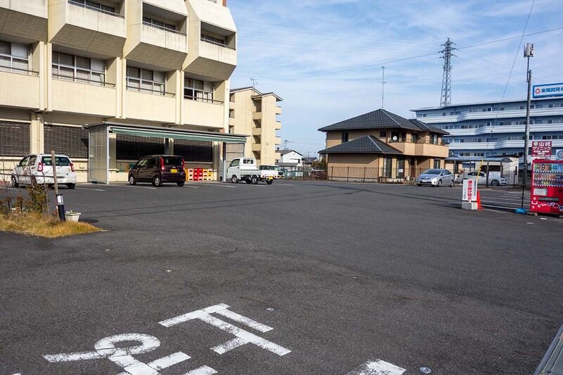 グリーンホール能登川 駐車場1