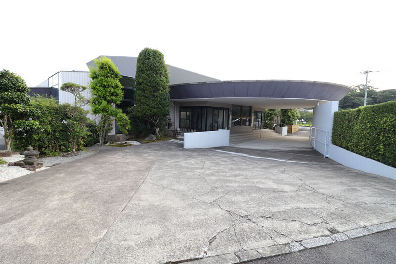 中郷斎場 外観2