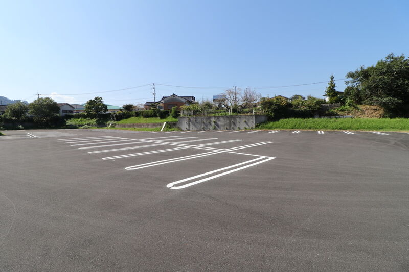 やすらぎホール天寿 東部斎場 駐車場1