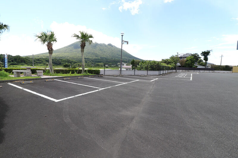 みやび会館　開聞斎場 駐車場-1