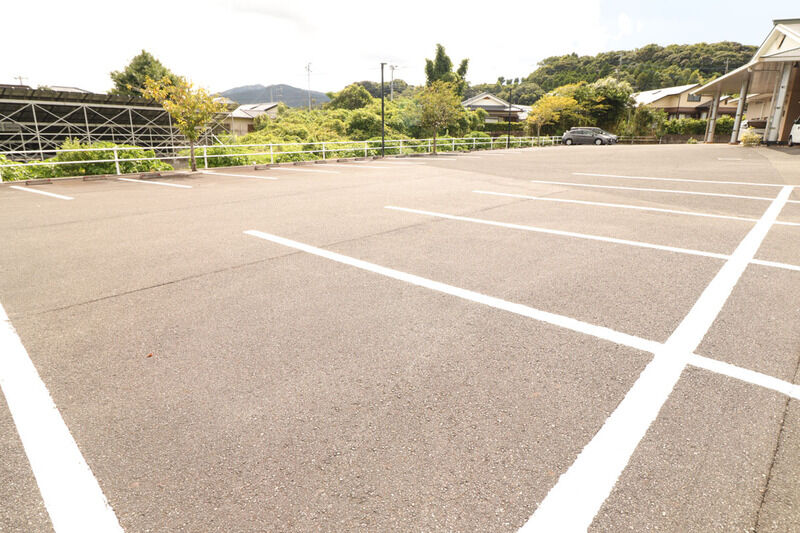 さくら会館 駐車場-2