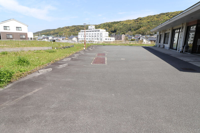 湯之元斎場 駐車場