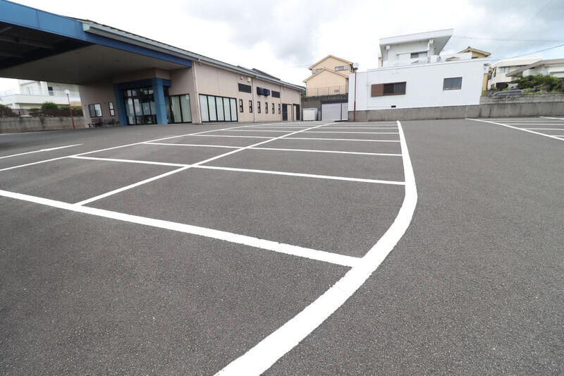パルティール天平 駐車場