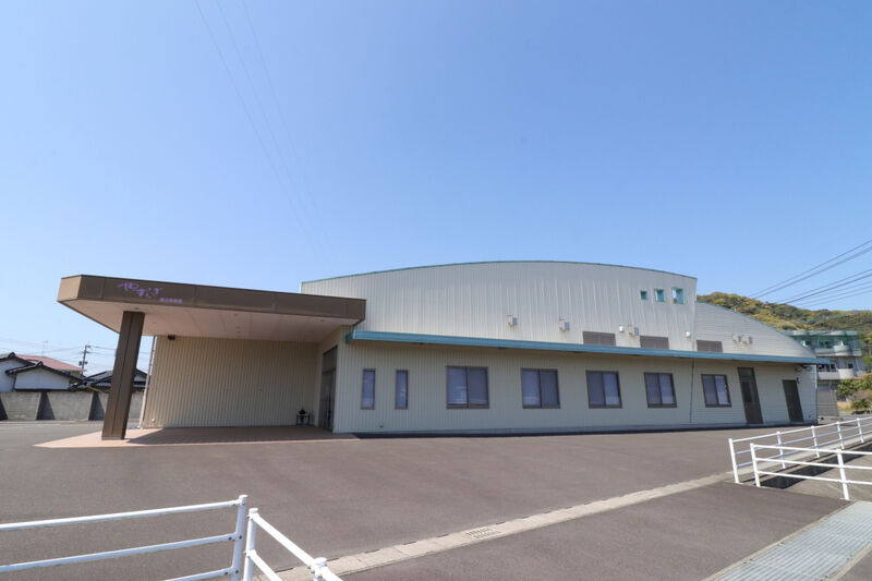 国分南斎場 外観2