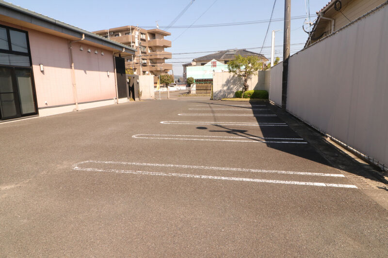 大和隼人斎場 駐車場