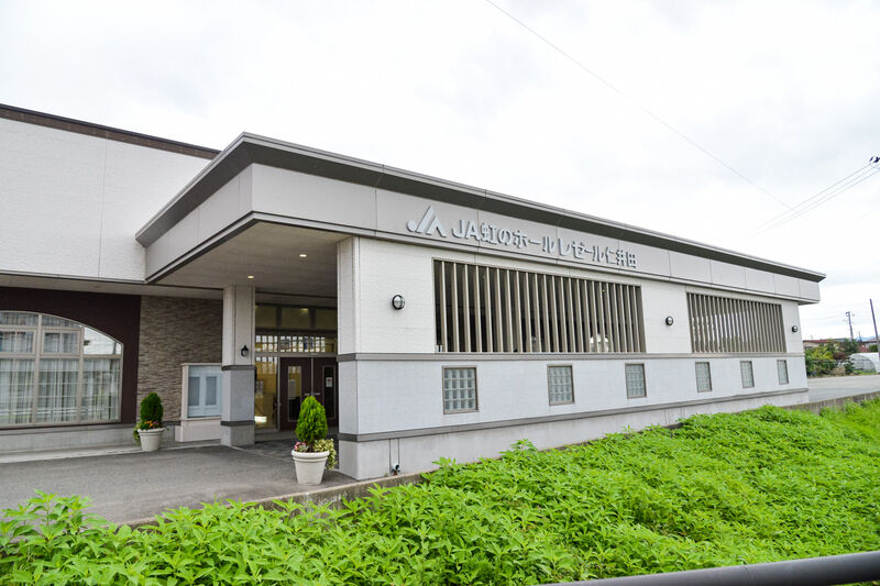 虹のホール　レゼール仁井田 外観２