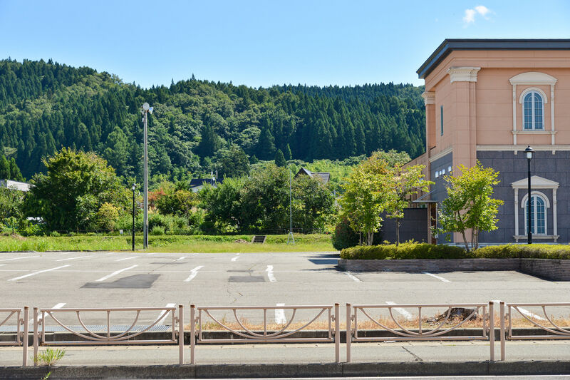 はーとライフホール 駐車場