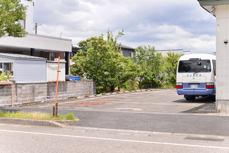 五泉会館 駐車場