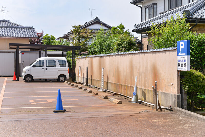 マルフヂ会館 本館 駐車場