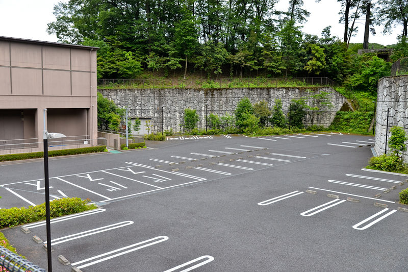 青梅市火葬場 駐車場1