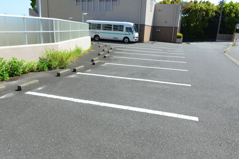 エヴァホール戸塚 駐車場