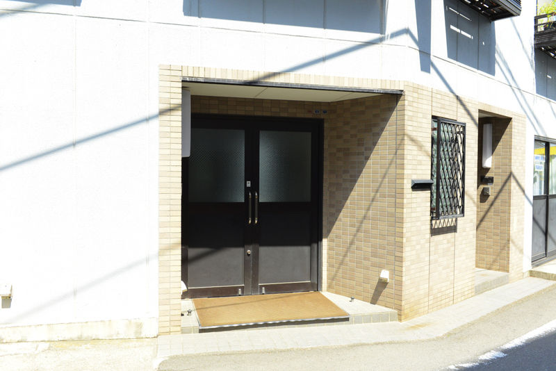 小林典礼 入り口