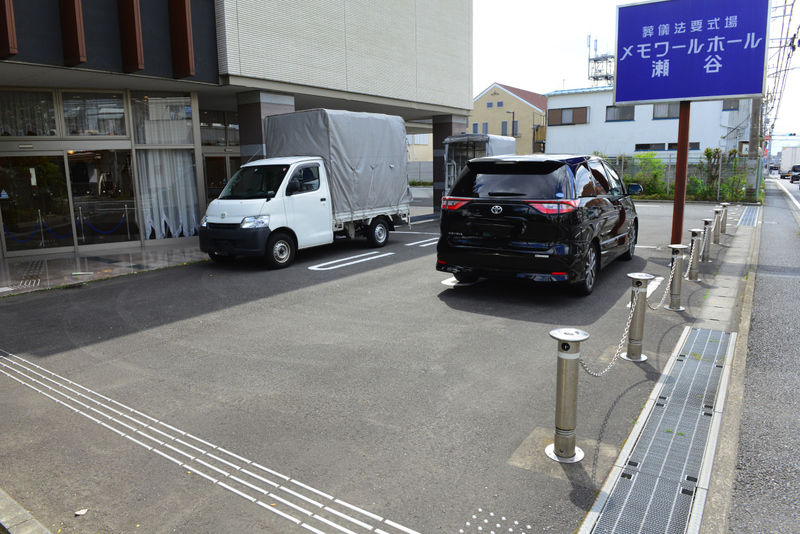 メモワールホール瀬谷 駐車場