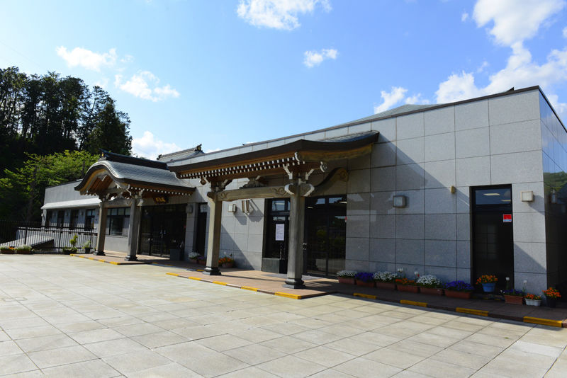 緑山霊園　瑞谿殿 外観2