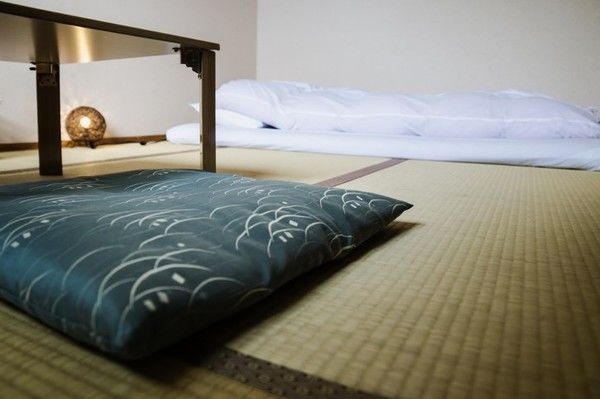 自宅で行う葬儀「自宅葬」の流れ、ホールでやる場合との違いなどご紹介