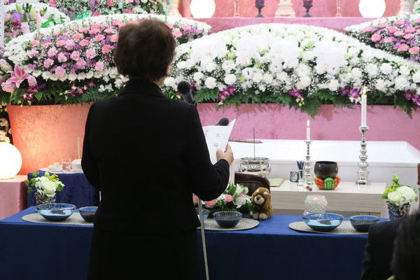 弔辞を依頼された際のマナーとは？弔辞の例文も紹介