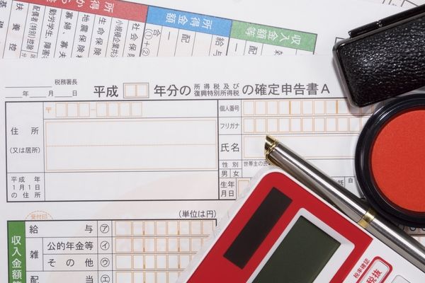 準確定申告とは？亡くなった人も確定申告が必要？