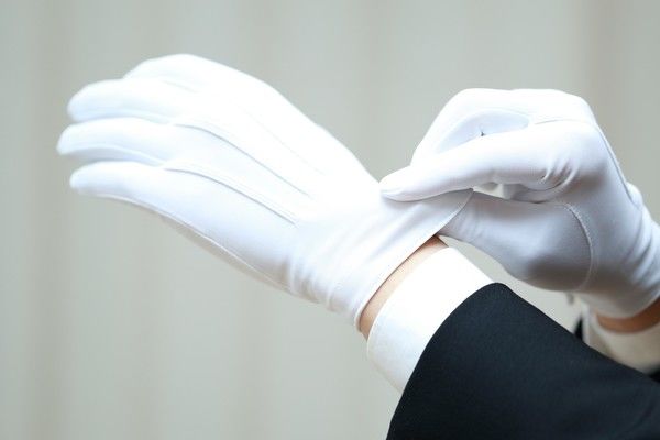 葬儀屋を手配する際のポイントは？連絡のタイミングや掛かる費用について紹介