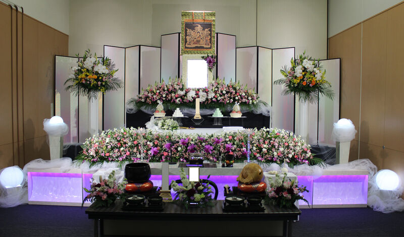 葬儀事例: 越谷市斎場にてお花の一般葬
