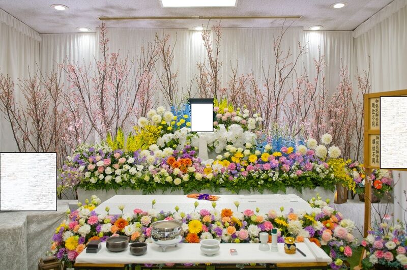 葬儀事例: 花で彩る家族葬