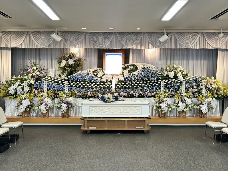 葬儀事例: 長久手市の寺院会館での一般葬