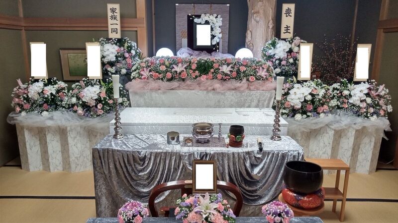 葬儀事例: 関泉寺高森殿での家族葬