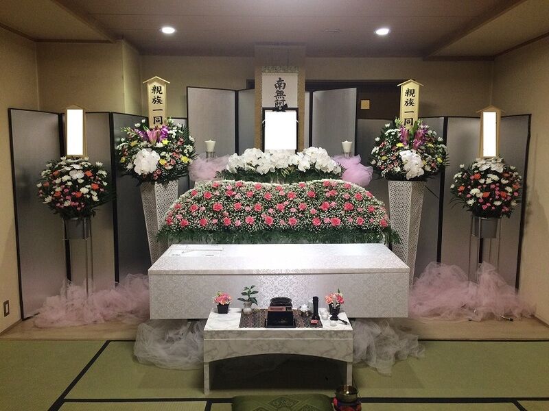 葬儀事例: 大阪市立北斎場 小式場で家族葬