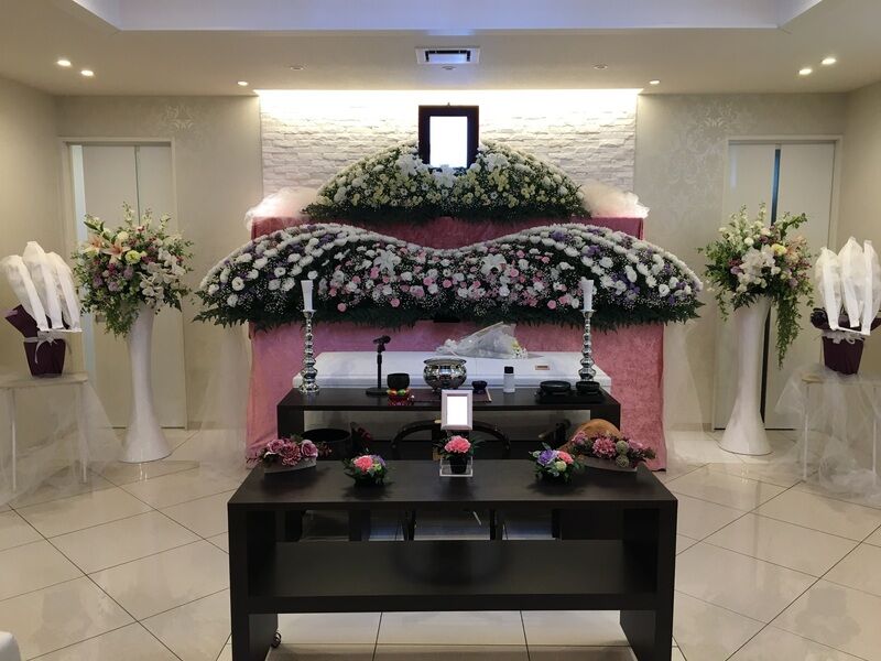 葬儀事例: 金沢の家族葬　家族葬のともか　祭壇にこだわった家族葬のご紹介