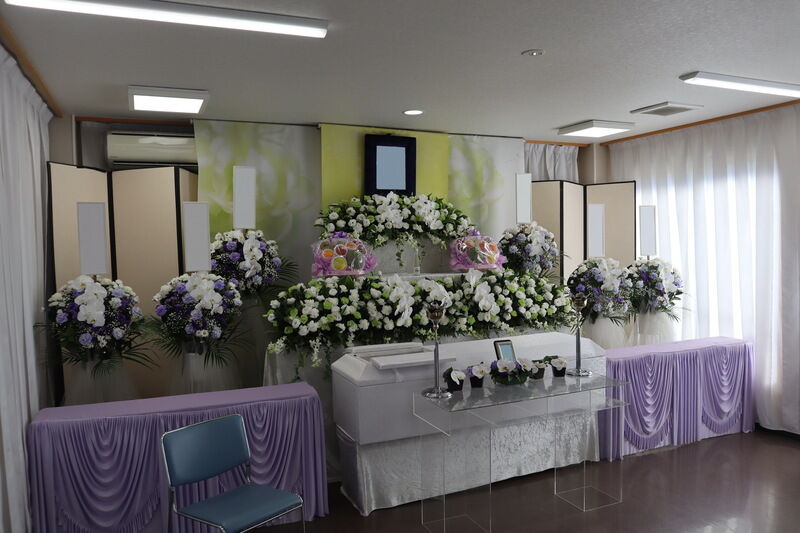 葬儀事例: 大泉橋戸会館　第二斎場の家族葬　プラン64参考
