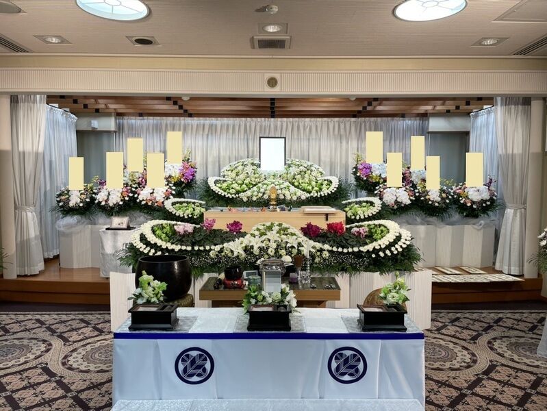葬儀事例: 萬福寺葬祭ホール(梶原殿)での儀式前焼香