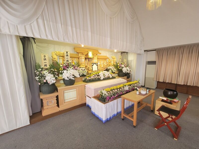 猪名川会館　祭壇１