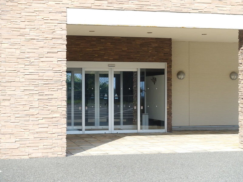 千倉・白浜の斎場　三和慈愛館 入口