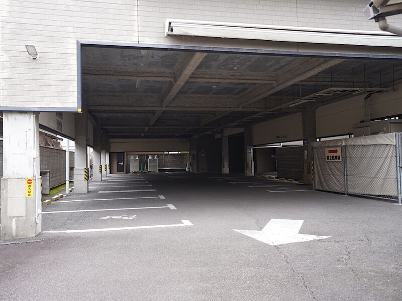 永渕斎場 駐車場2