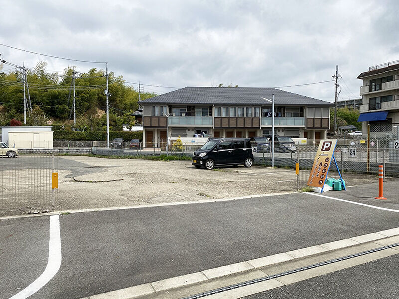 泉屋　メモリアルホール生駒 駐車場