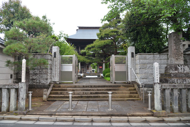 中道寺会堂 入口1