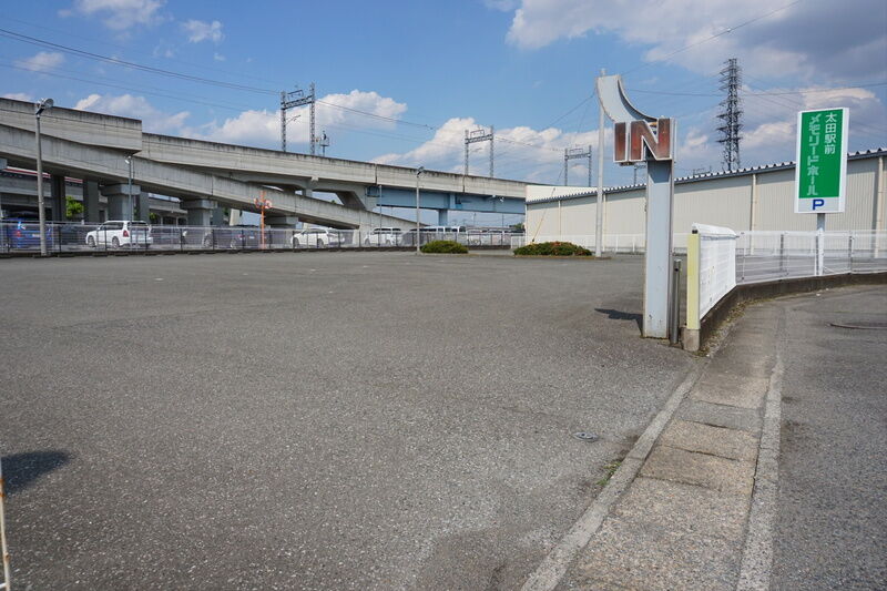 太田駅前メモリードホール 駐車場